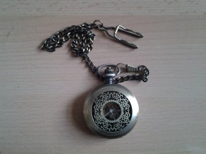 Taschenuhr an einer Kette