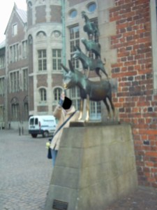 Bremer Stadtmusikanten samt getarnter Drachenechse ^^ 