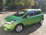 Ein grüner Corsa - Flip.
