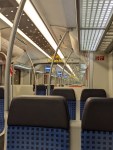 leere S-Bahn innen