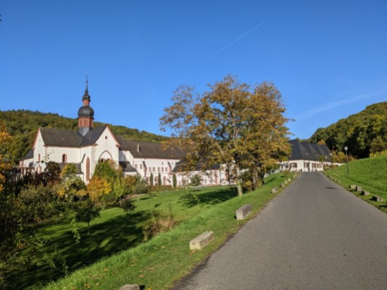 Blick auf Kloster Eberbach