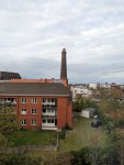 Blick aus meinem Apartmentfenster auf den Neuen Leuchturm und ein paar andere Häuser von Borkum