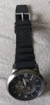 Armbanduhr mit neuem schwarzem Armband