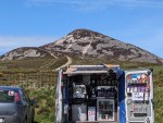 Ice Cream-Wagen vor dem Great Sugar Loaf-Berg